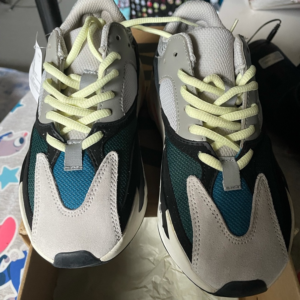 Yeezy Boost 700 Waverunner